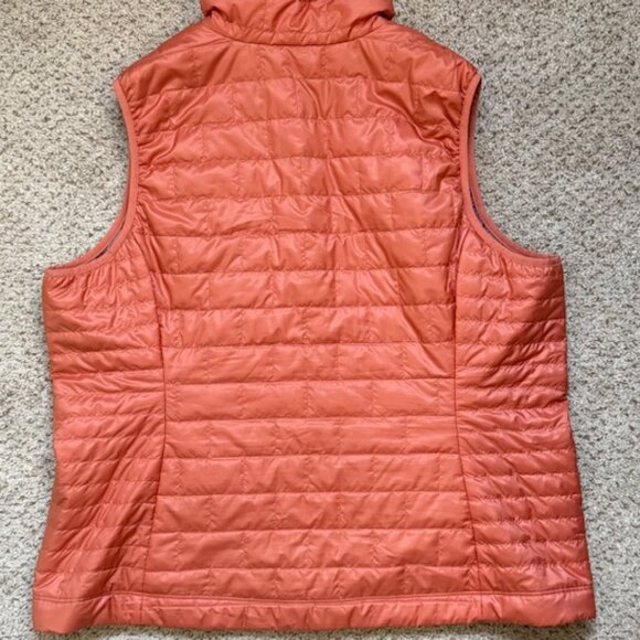 Patagonia Womens XXL Puffer Vest - Picture 3 of 3